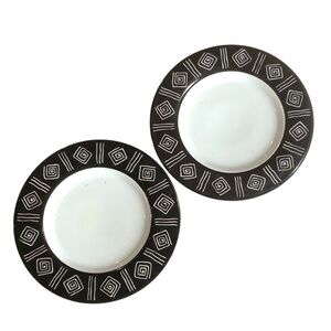 Sakura Stoneware Sphinx Two Plates 6.5”